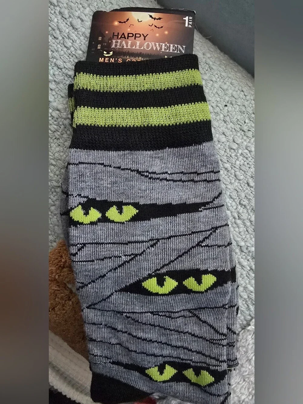 Halloween Mummy Eye Men's Crew Socks - Gray & Neon Green 1 Pair